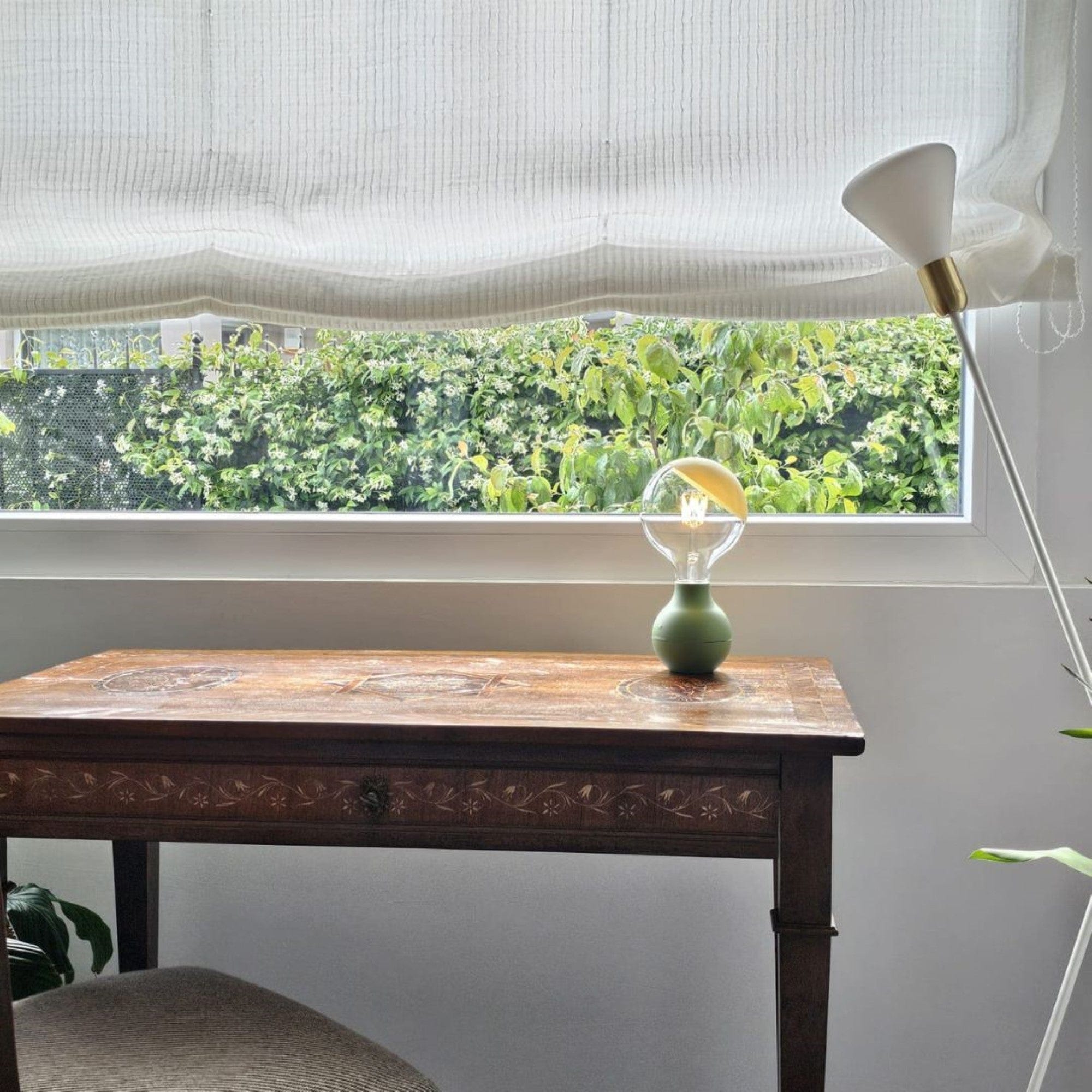 BALLERINA "BIANCO" - Lampada Portatile a Batteria Innovativa