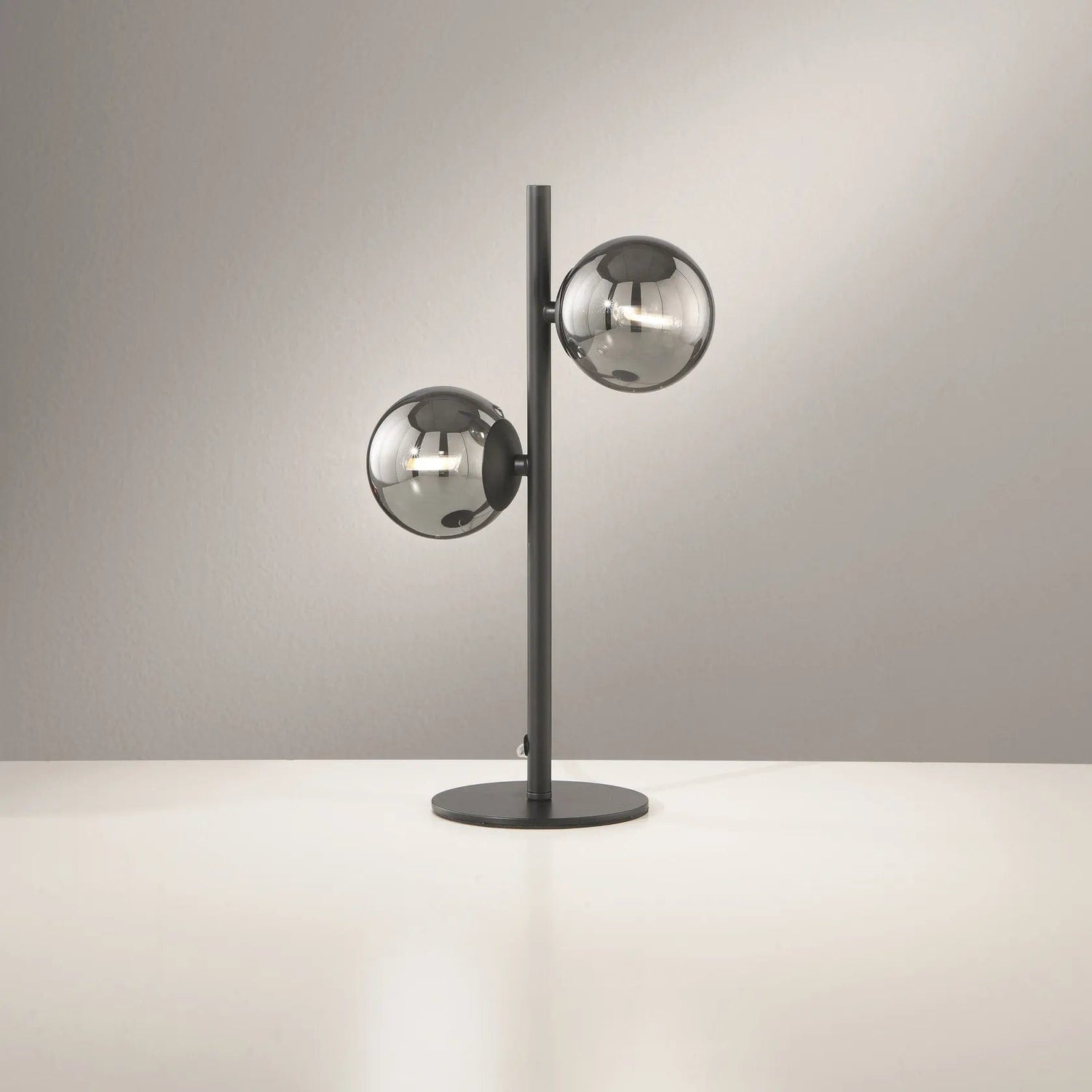 Nero / Si Lampada da tavolo HONEY (L2)